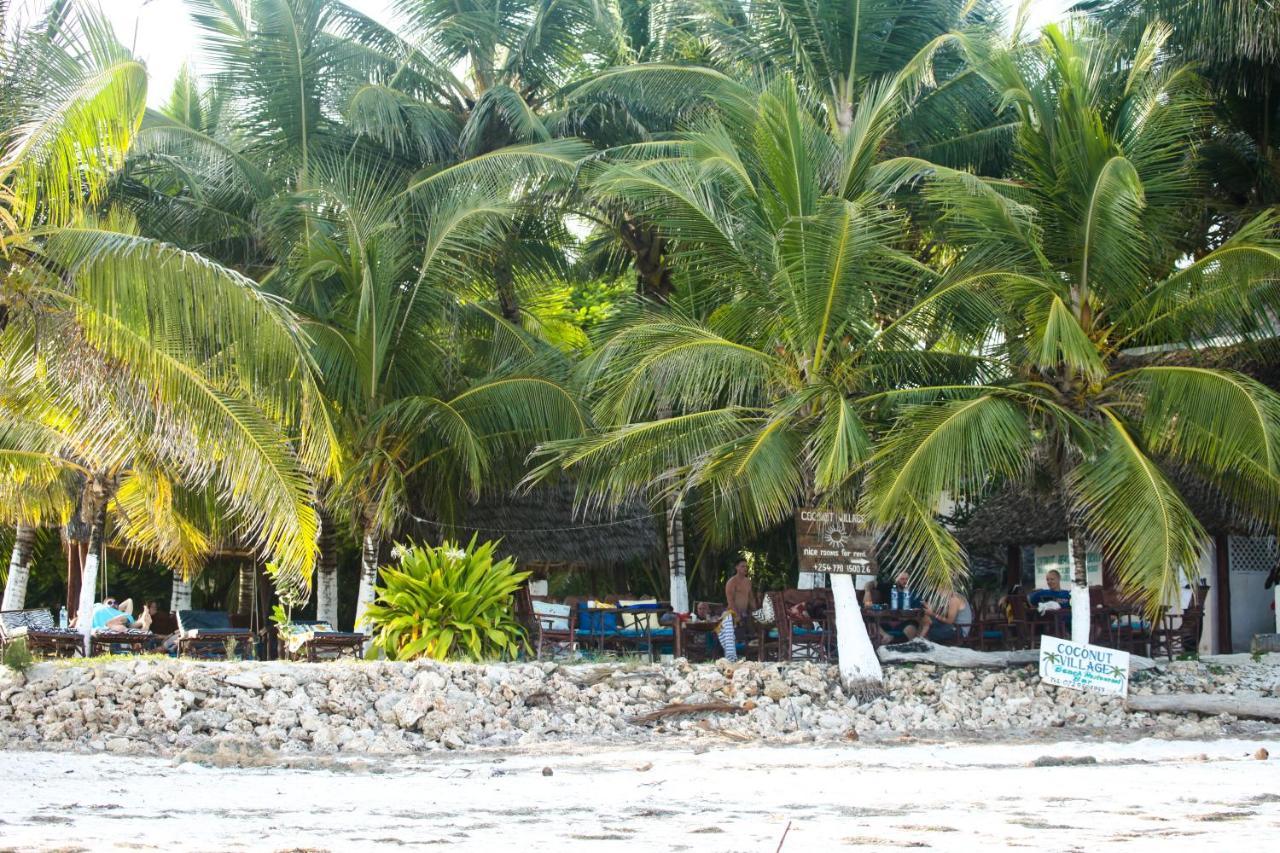 Coconut Village Beach Resort Диани Бийч Екстериор снимка